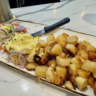Eggs Benedict