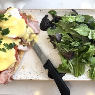 Classic Eggs Benedict