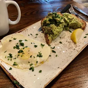 Avocado toast