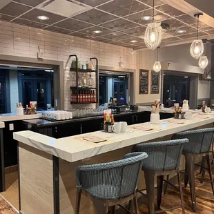 the bar area of a restaurant