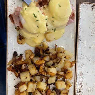 Eggs Benedict