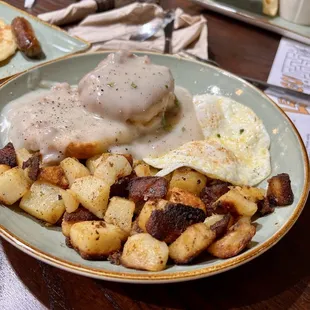 Biscuits and gravy