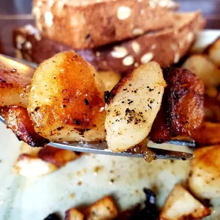 Seasoned breakfast potatoes.