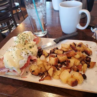 Classic Eggs Benedict