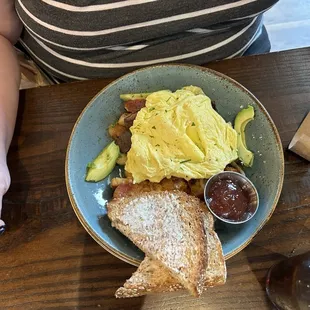 Farmhouse Skillet with toast