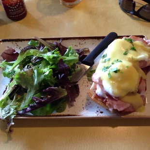 Classic Egg Benedict