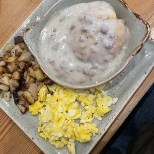 Biscuit &amp; Turkey Sausage Gravy