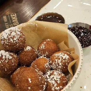 food, dough desserts, donuts