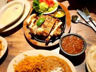 Red River Cantina - Richmond