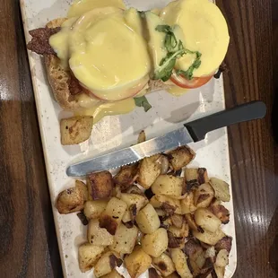 Eggs Benedict