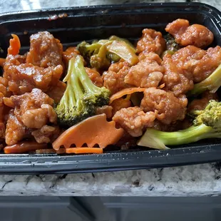 It looks fine but there&apos;s no sauce and it was all chewy, it came off of buffet after sitting all day