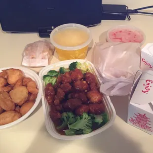 Woke up @2AM feeling sicker than a half dead goat. Now It needs to feed and 1st Wok delivers. $23 for this +delivery. #Blessthem