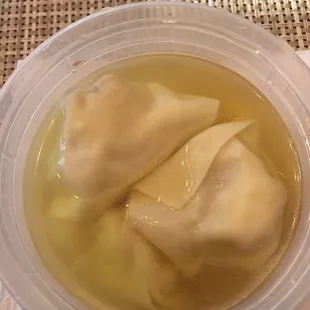 Wonton soup