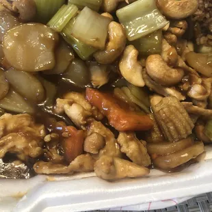 Cashew chicken