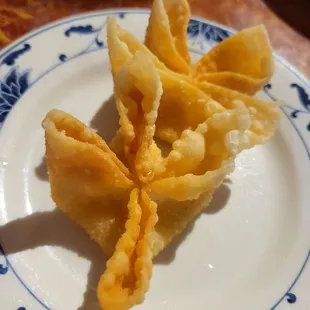 Crab cheese wonton