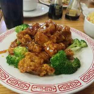 chicken wings and fried chicken, food