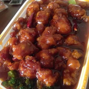 Well I definitely wasn&apos;t expecting this great quality for delivery. General Tso&apos;s chicken. Perfectly breaded &amp; Perfectly spiced.