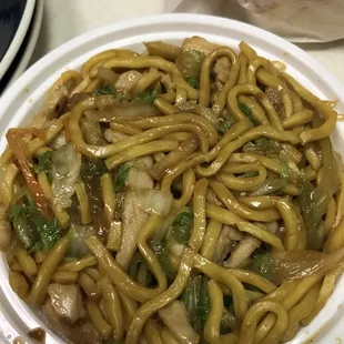 Chicken Lo Mein