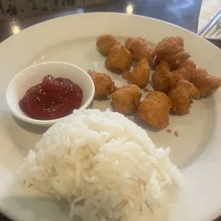Kids chicken nuggets with rice