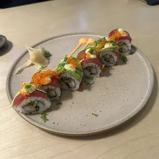 Cosmopolitan Roll