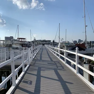 Marina walk to the restaurant