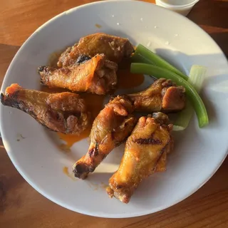 Jumbo Buffalo-Style Chicken Wings