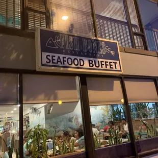 the outside of the restaurant