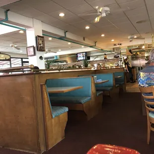 sushi and sashimi, interior