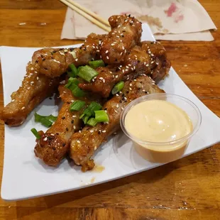 HONEY-SESAME DUCK WINGS (6)
