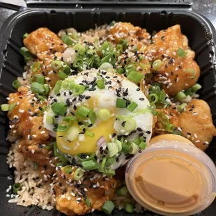 GENERAL TSO&apos;S CRISPY CHICKEN FRIED RICE