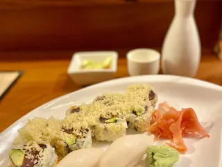 Mike's Sushi & Sake Bar