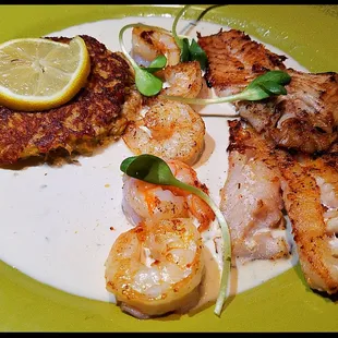 The Seafood Trio Tavares