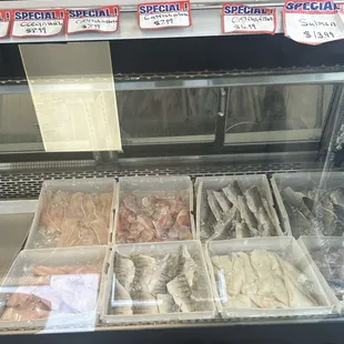 Fish selections for take home or they will fry when you buy.