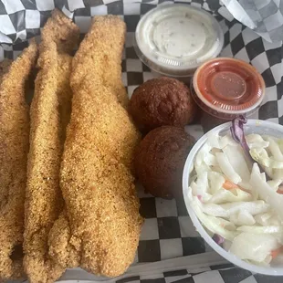3 Pieces Fish Dinner
