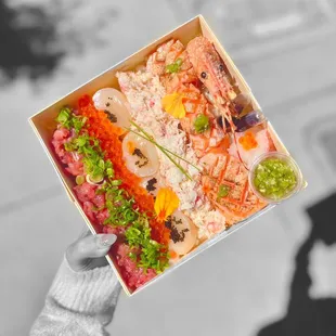 Deluxe Box