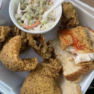 Comes with 2 pcs of bread