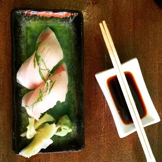 Hamachi Nigiri