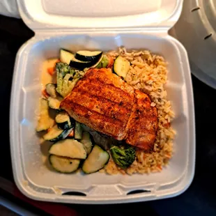 Pineapple Salmon, rice &amp; veggies. Delish.