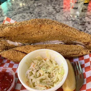 Whole catfish! Yummy in my tummy!!!! Forget the catfish basket, get the whole catfish!!