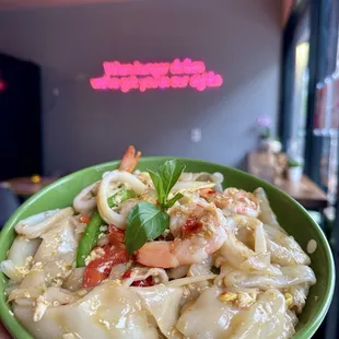 Ped kee Mao with mixed seafood