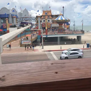 Shrimp Pleasure Pier Pasta