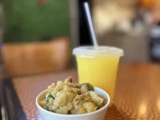 R & R Breakfast Spot