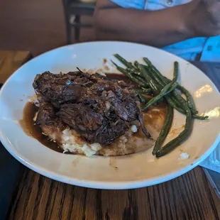 Short ribs