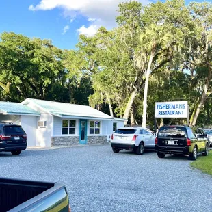 The outside of the restaurant.