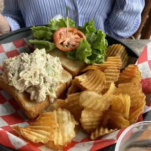 Vicki 's Chicken Salad