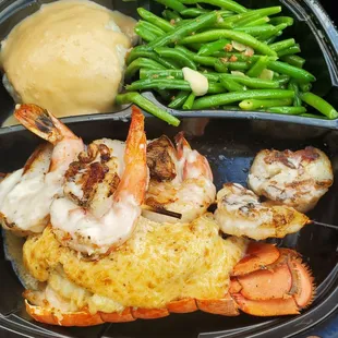 This lobster stuffed with crabmeat was so delicious!!