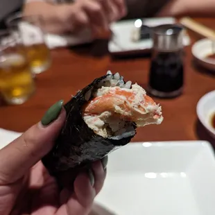 Yamasaki omakase set: Yamasaki special crab hand roll