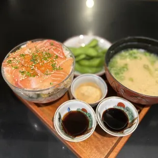 Cup Sushi with edamame and miso soup