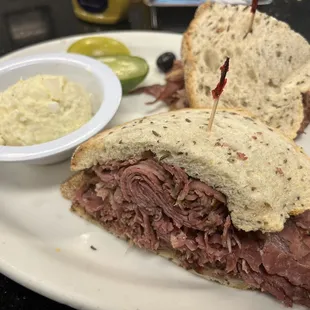 1/2 Pastrami Sandwich