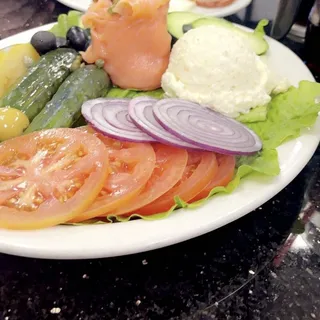 4 oz. Hand Sliced Nova Lox Platter